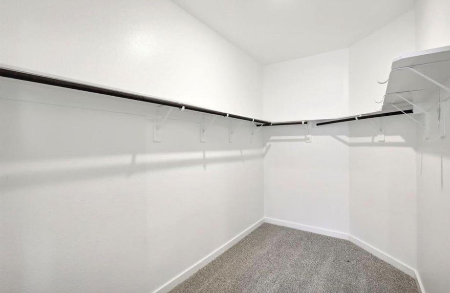 Spacious, unfurnished interior of a new home in Wall Street Village, Richmond (Image 28).