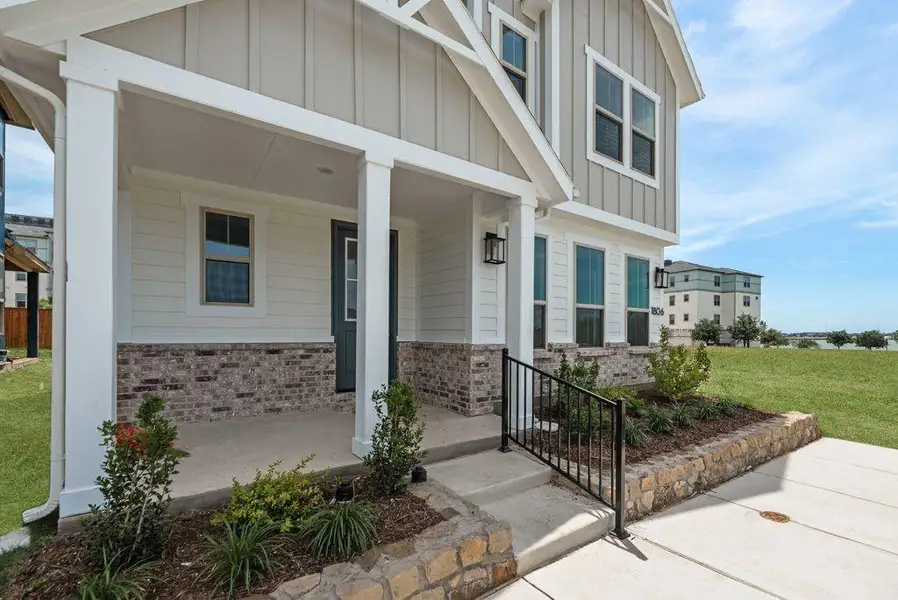 Exterior details and patio area of a home in Bayside, Rowlett (Image 3). Exterior details and patio area of a home in Bayside, Rowlett (Image 3).