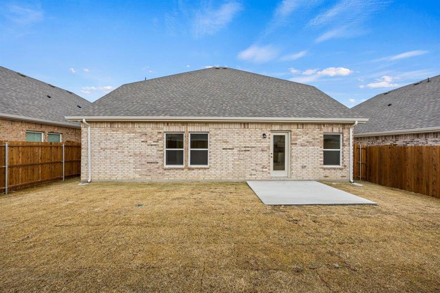 Exterior details and patio area of a home in Summerwood Estates, Red Oak (Image 3).