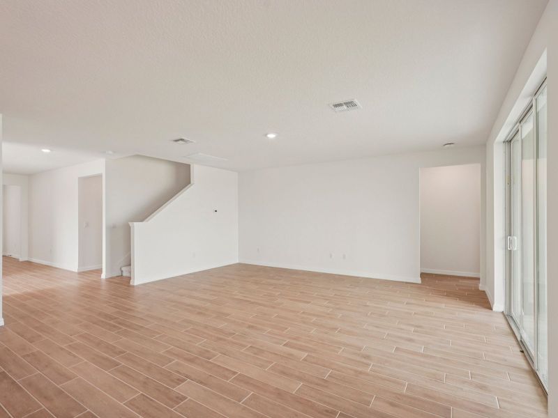 Spacious, unfurnished interior of a new home in Oakfield Trails - Signature Series, Parrish (Image 12). Spacious, unfurnished interior of a new home in Oakfield Trails - Signature Series, Parrish (Image 12).
