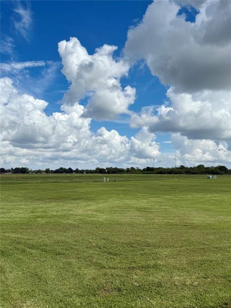 Natural landscape and outdoor views near Briarwood Crossing in Rosenberg (Image 17).