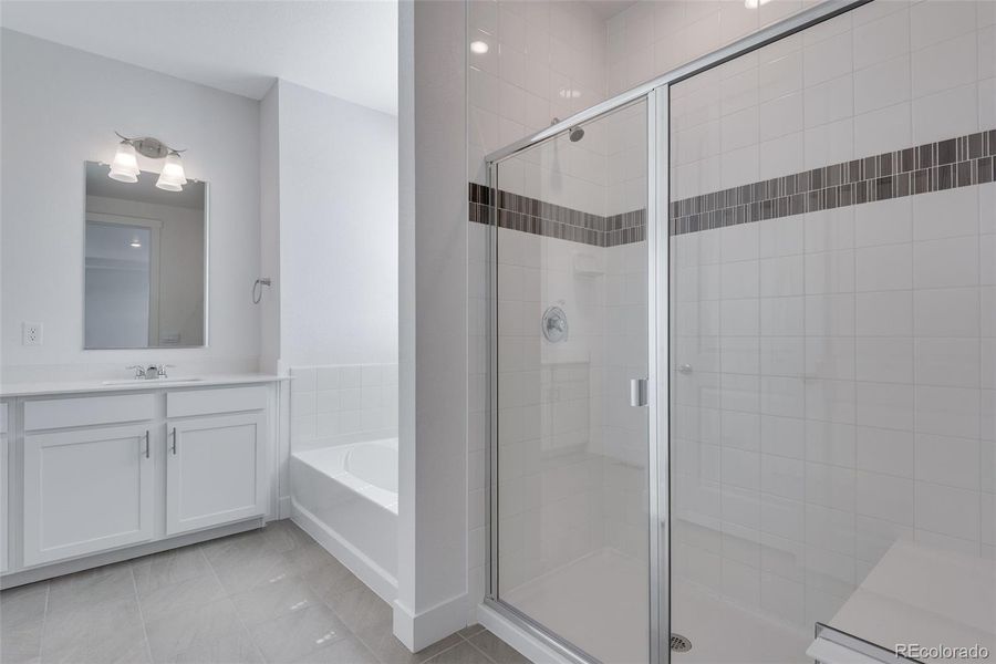 Furnished interior view inside a new home in Vantage, Berthoud (Image 13).
