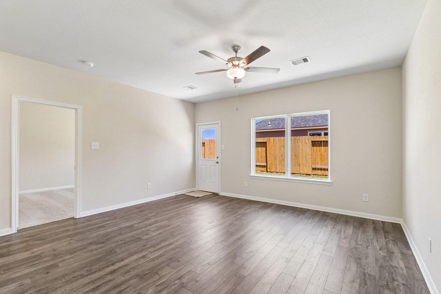 Spacious, unfurnished interior of a new home in Magnolia Woods, Magnolia (Image 13).