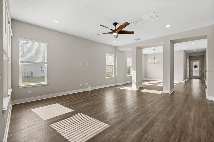 Spacious, unfurnished interior of a new home in , Winter Garden (Image 65).