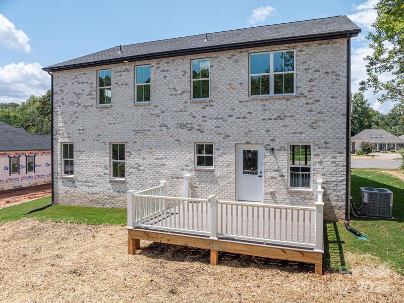 Front exterior of a new home in , Hickory, NC, highlighting curb appeal (Image 18). Front exterior of a new home in , Hickory, NC, highlighting curb appeal (Image 18).