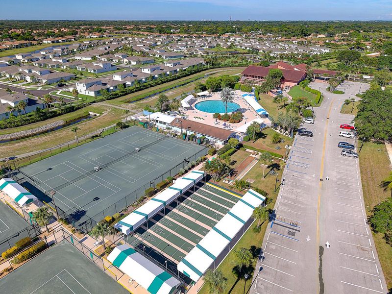 Image 11 of a home in . Image 11 of a home in .