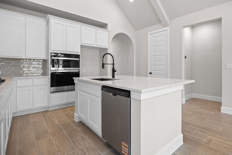 Furnished interior view inside a new home in Parmer Ranch, Georgetown (Image 7).