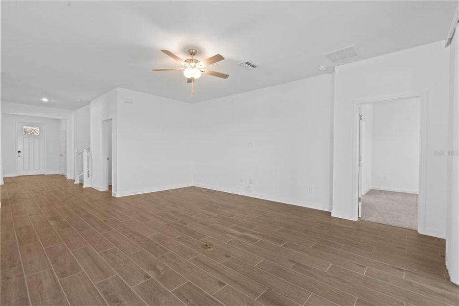 Spacious, unfurnished interior of a new home in , San Antonio (Image 35). Spacious, unfurnished interior of a new home in , San Antonio (Image 35).