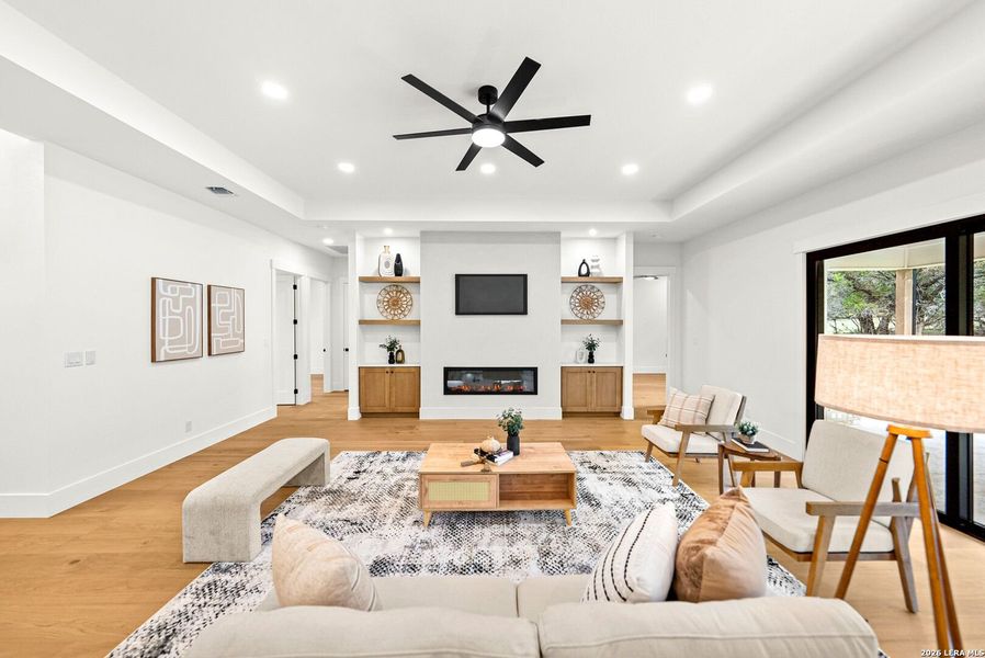 Furnished interior view inside a new home in , Boerne (Image 17).