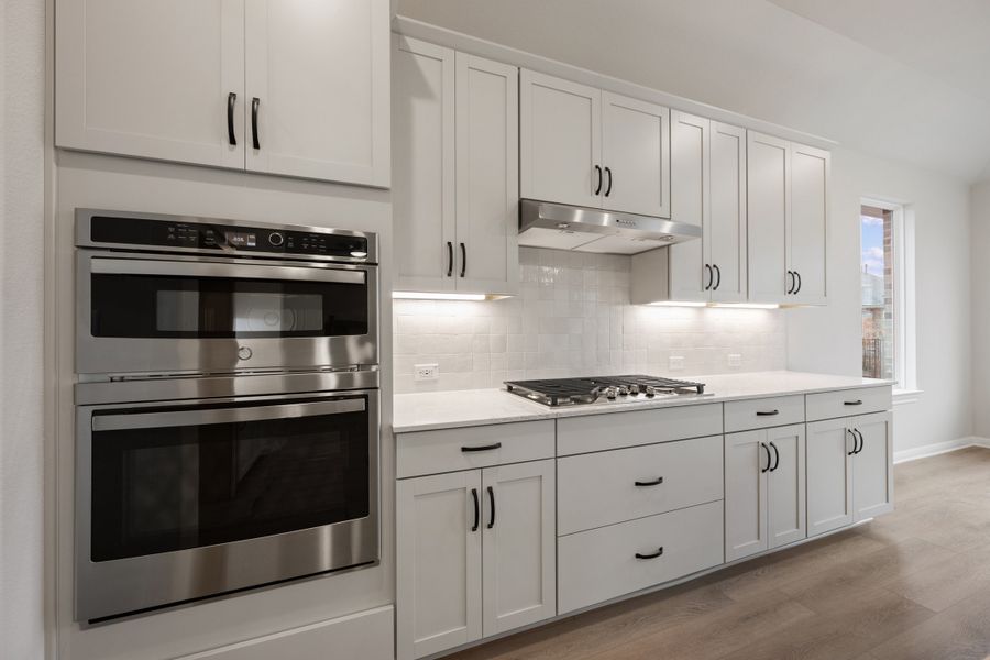 Representative furnished interior of a home built from the Carolina by Ashton Woods in The Estates at La Cima, San Marcos (Image 10). Representative furnished interior of a home built from the Carolina by Ashton Woods in The Estates at La Cima, San Marcos (Image 10).
