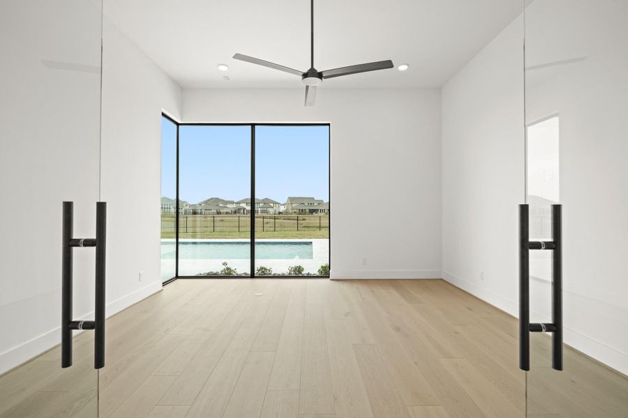 Spacious, unfurnished interior of a new home in Bridgeland, Cypress (Image 33).
