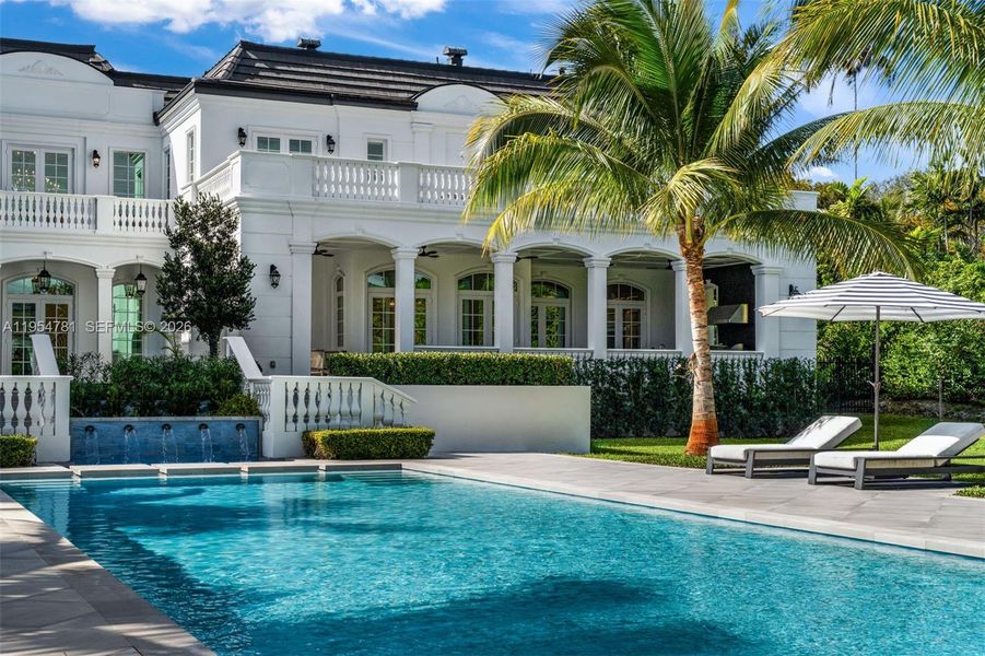 Image 36 of a home in .