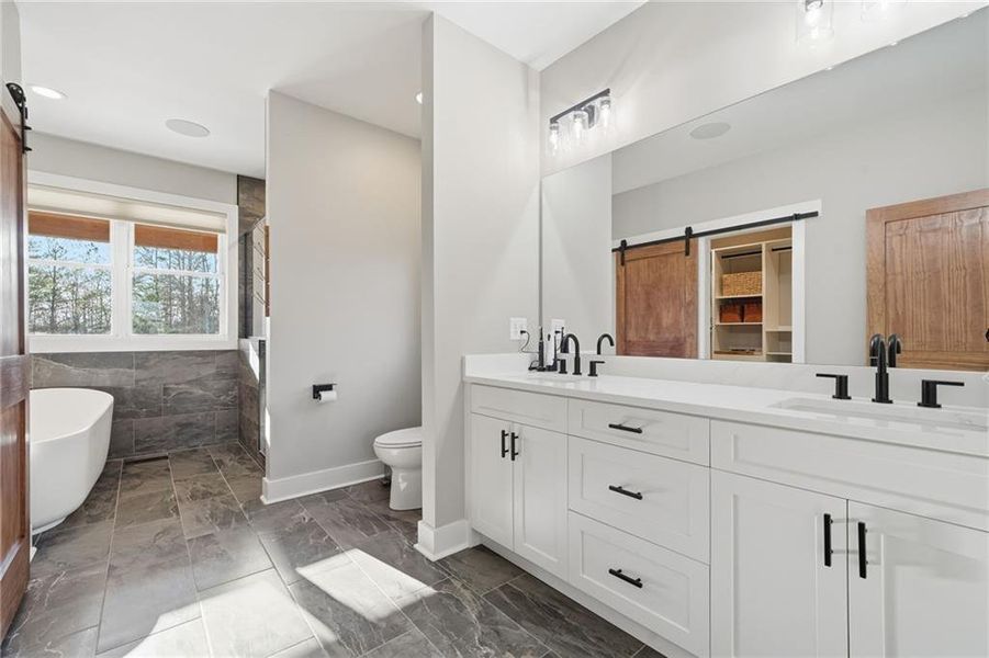 Furnished interior view inside a new home in , Jasper (Image 30).