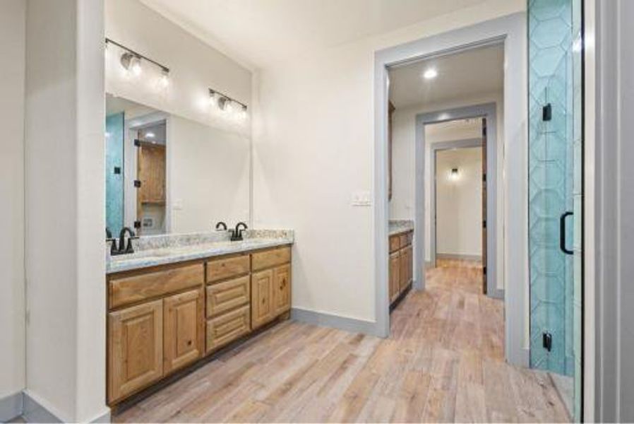 Furnished interior view inside a new home in , Sherman (Image 7).