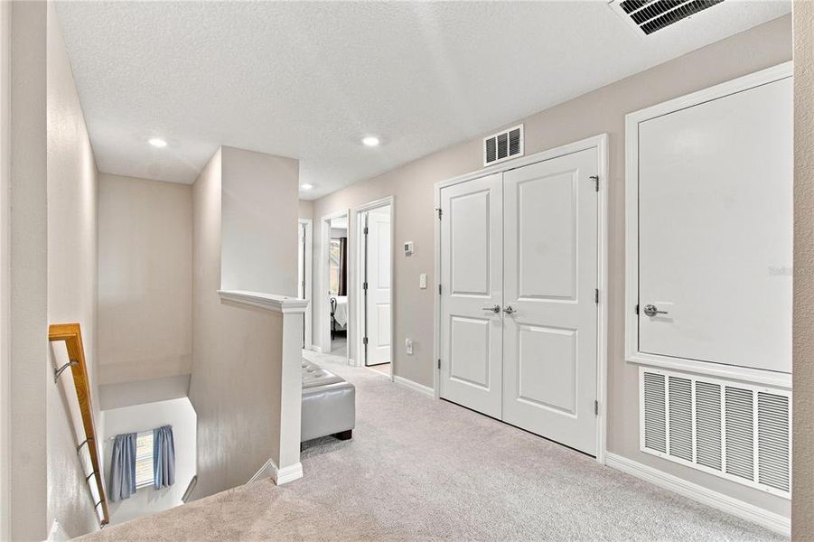 Image 47 of a home in .