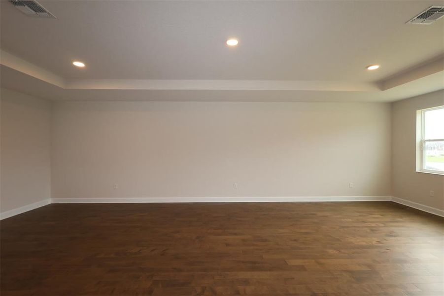 Spacious, unfurnished interior of a new home in Solace at Corner Lake, Orlando (Image 14). Spacious, unfurnished interior of a new home in Solace at Corner Lake, Orlando (Image 14).
