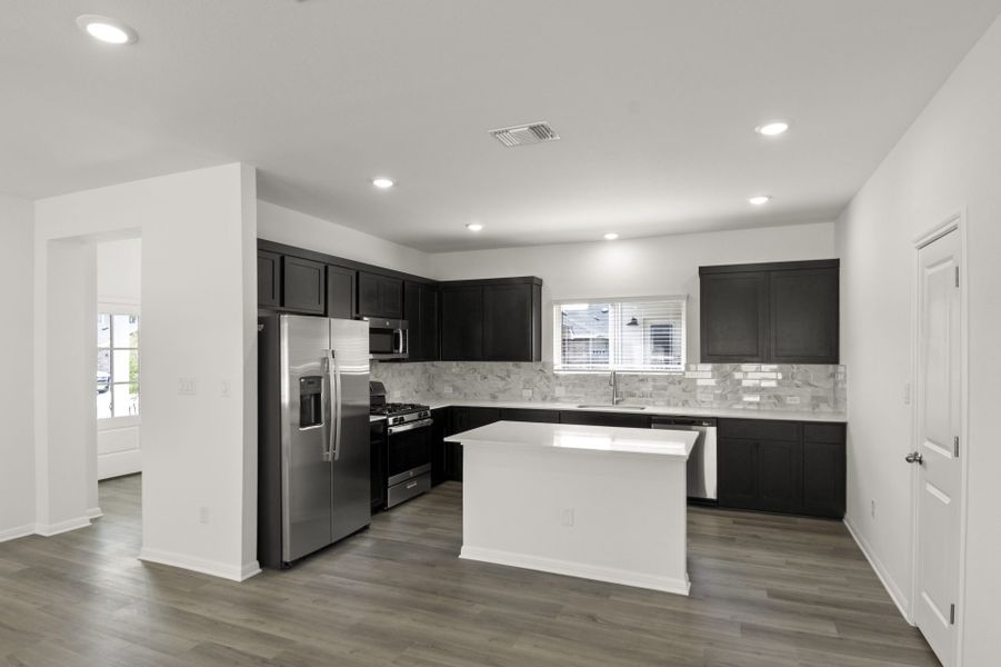 Furnished interior view inside a new home in Crosswinds, San Marcos (Image 10).