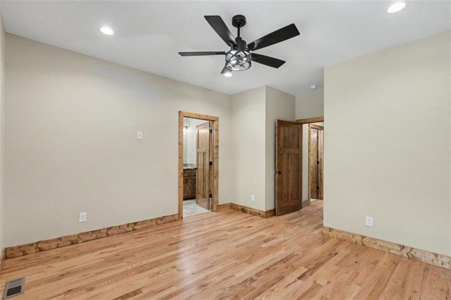 Spacious, unfurnished interior of a new home in , Blairsville (Image 24).