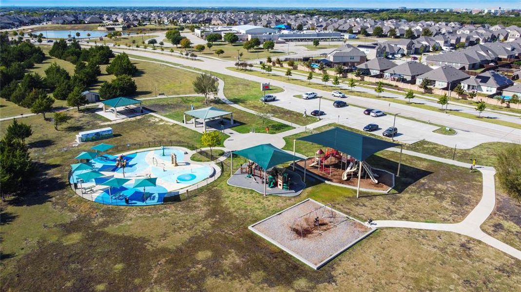 Community amenities in , Fate (Image 27).