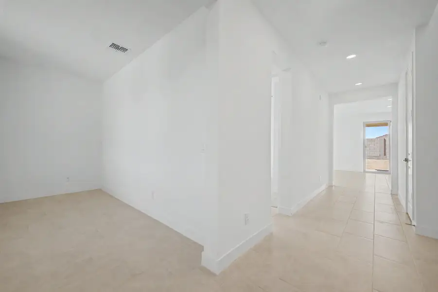 Spacious, unfurnished interior of a new home in Windstone Ranch North, Surprise (Image 7). Spacious, unfurnished interior of a new home in Windstone Ranch North, Surprise (Image 7).