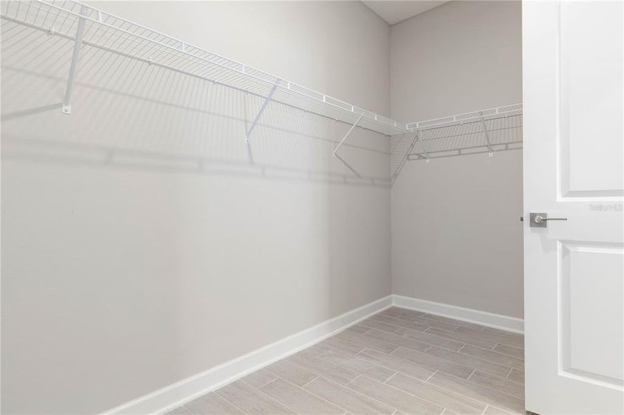 Spacious, unfurnished interior of a new home in , North Port (Image 18).