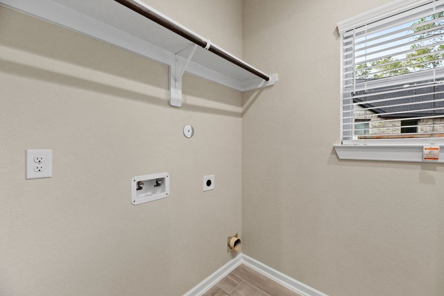 Spacious, unfurnished interior of a new home in The Woodlands Hills, Willis (Image 22). Spacious, unfurnished interior of a new home in The Woodlands Hills, Willis (Image 22).