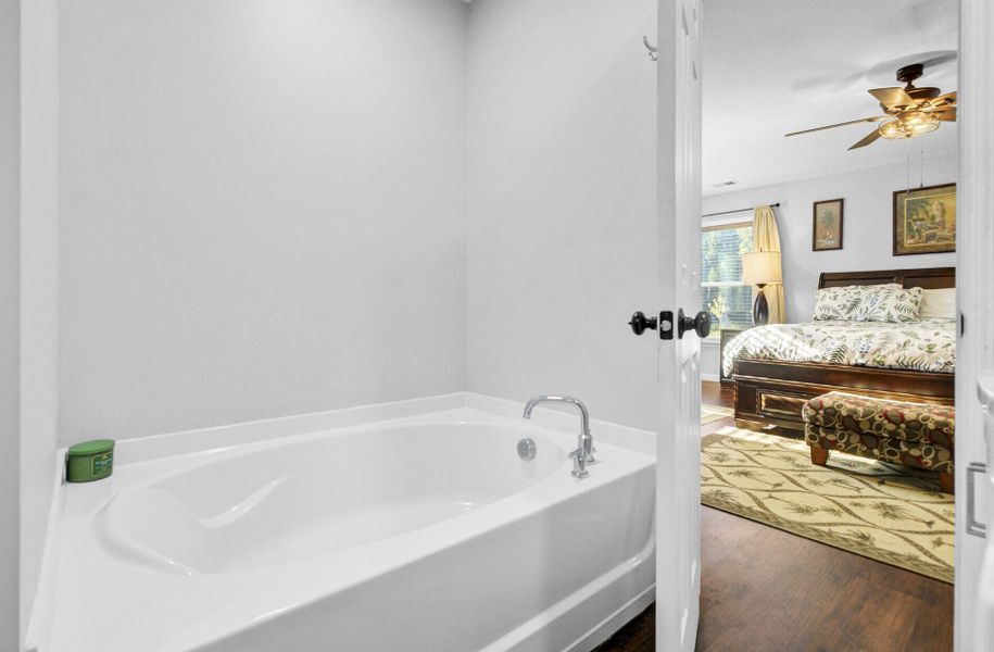 Furnished interior view inside a new home in , Cottageville (Image 9).