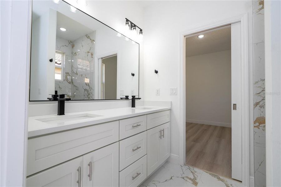 Furnished interior view inside a new home in , Haines City (Image 10).