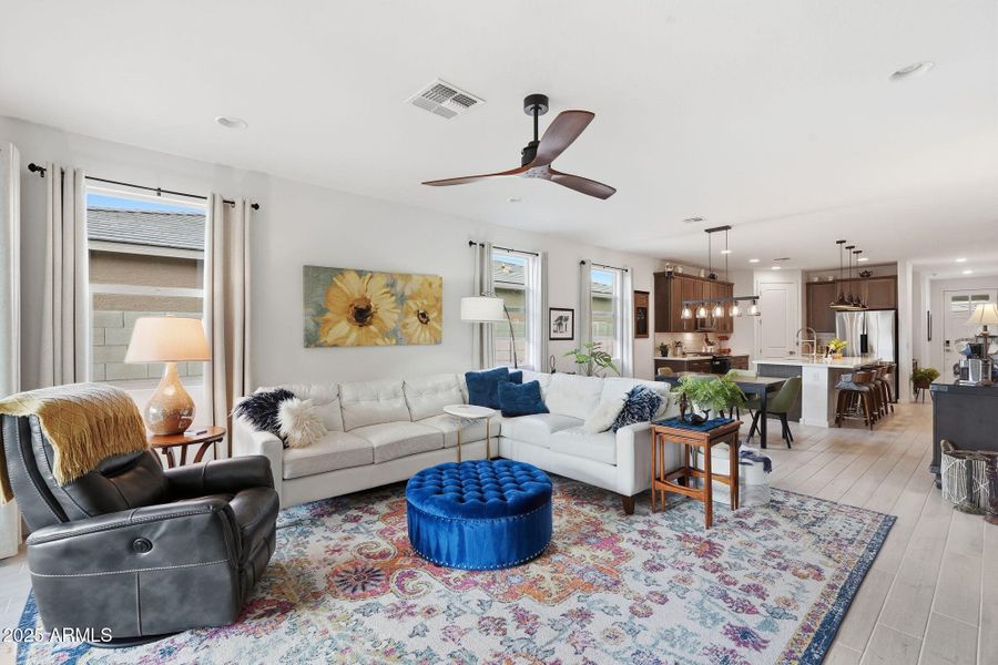 9-web-or-mls-009_ListerPros 9-web-or-mls-009_ListerPros