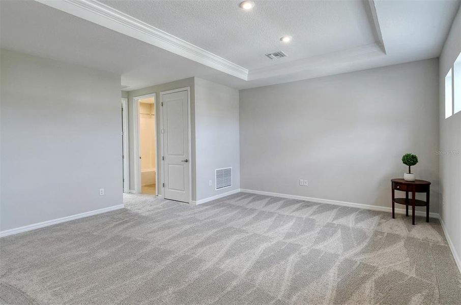Spacious, unfurnished interior of a new home in , Nokomis (Image 49).