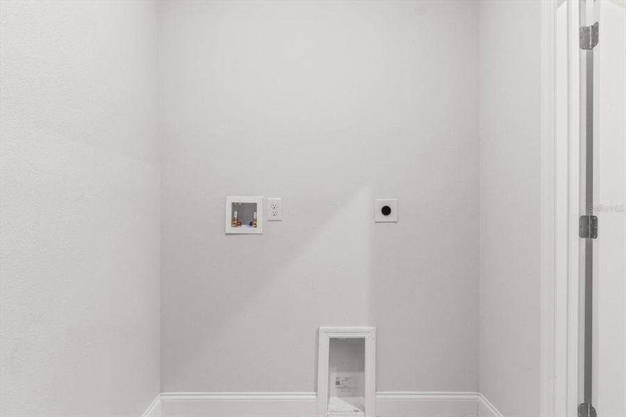 Spacious, unfurnished interior of a new home in , Citrus Springs (Image 31). Spacious, unfurnished interior of a new home in , Citrus Springs (Image 31).