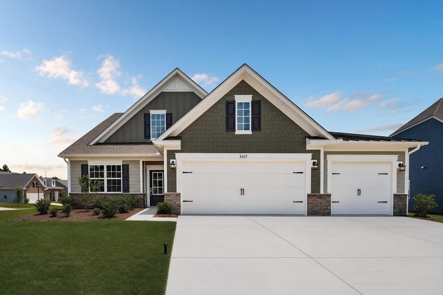 Front exterior of a new home in Roselyn, Lancaster, SC, highlighting curb appeal (Image 1). Front exterior of a new home in Roselyn, Lancaster, SC, highlighting curb appeal (Image 1).