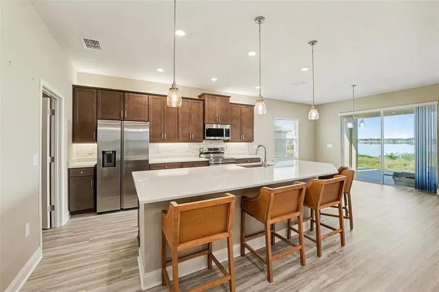 Furnished interior view inside a new home in , Lake Alfred (Image 11).