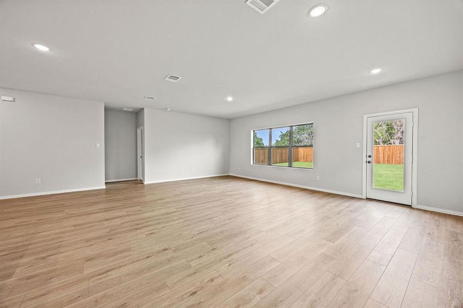 8-web-or-mls-3321-fortress-wy