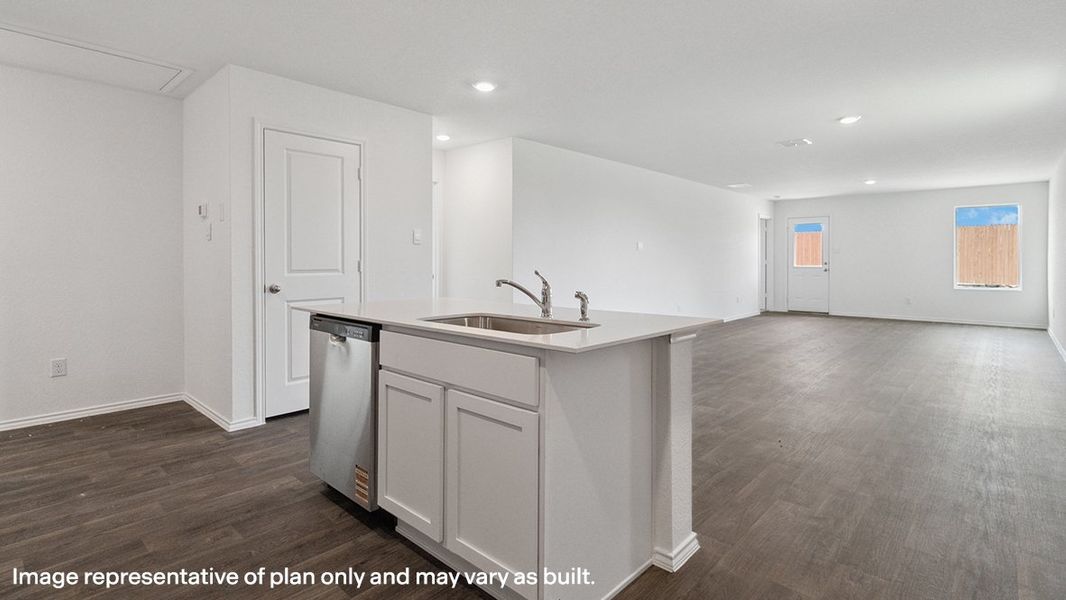 Furnished interior view inside a new home in Avenida, Converse (Image 9).