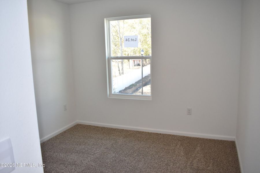 Spacious, unfurnished interior of a new home in Irongate Villas, Jacksonville (Image 22).