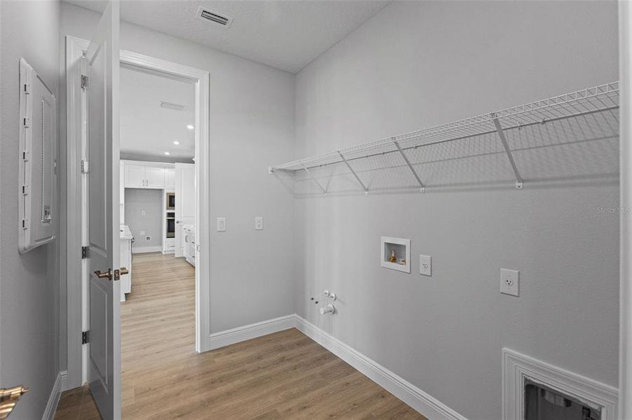 Spacious, unfurnished interior of a new home in Woodland Preserve, Parrish (Image 15). Spacious, unfurnished interior of a new home in Woodland Preserve, Parrish (Image 15).