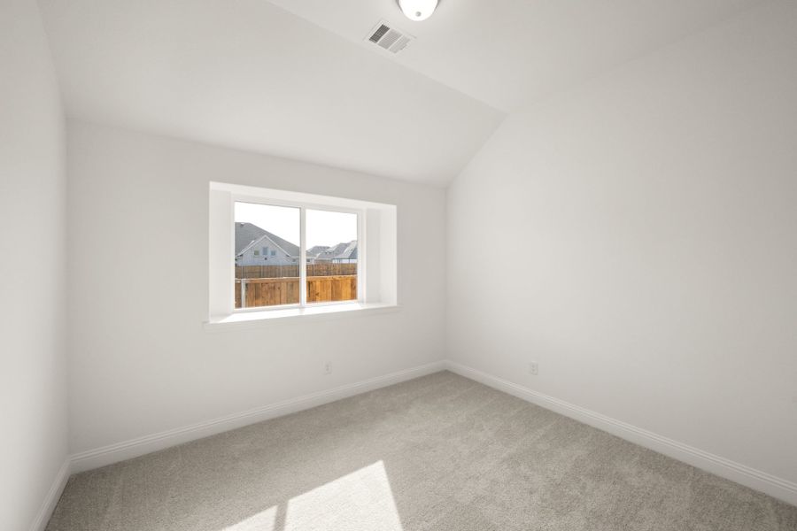 Spacious, unfurnished interior of a new home in Timberbrook, Justin (Image 20).