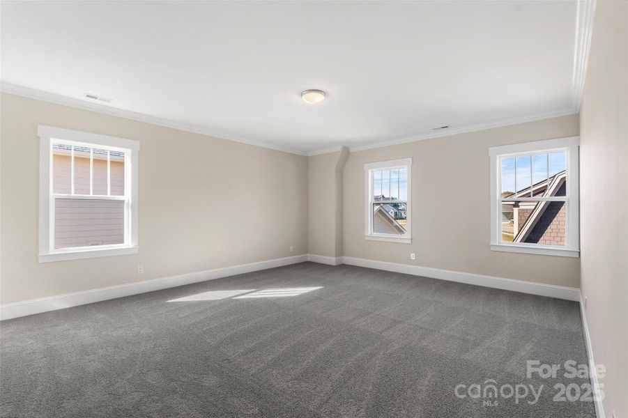 Spacious, unfurnished interior of a new home in Riverwalk, Rock Hill (Image 37).