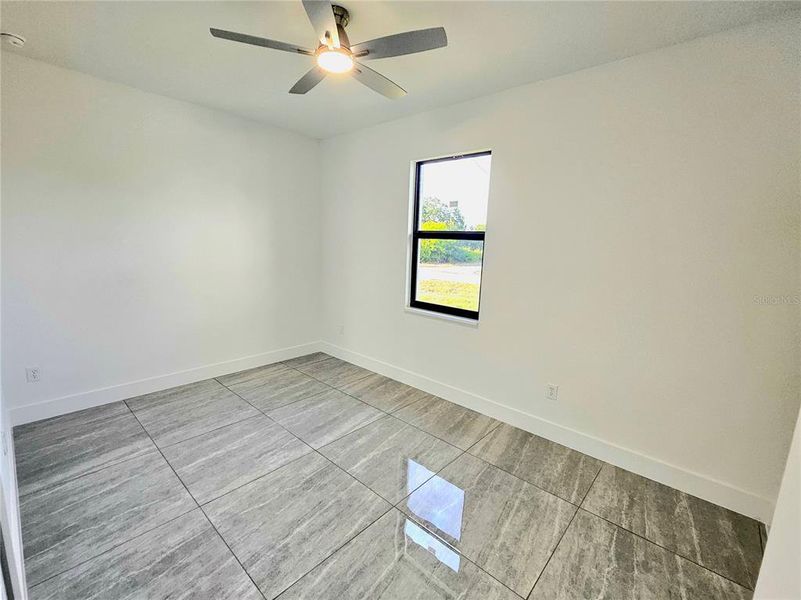 Spacious, unfurnished interior of a new home in , Lehigh Acres (Image 19).