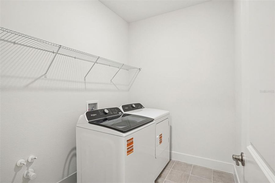 Close-up of interior finishes inside a home in Ridgehaven - Signature Series, Ormond Beach (Image 15).