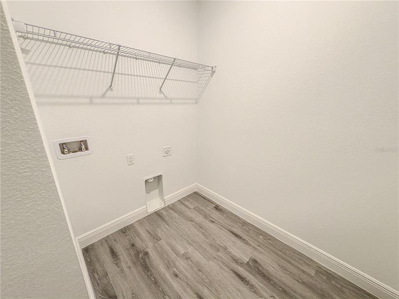 Image 75 of a home in .