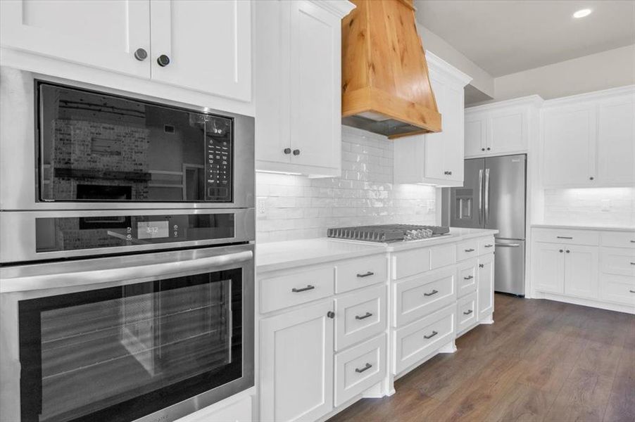 Furnished interior view inside a new home in , Lindale (Image 16). Furnished interior view inside a new home in , Lindale (Image 16).