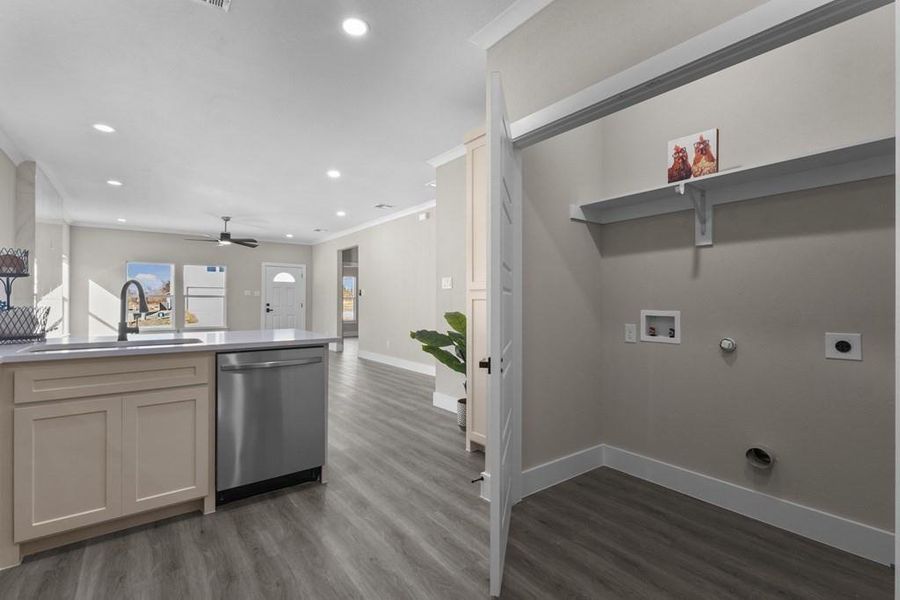 Furnished interior view inside a new home in , Mabank (Image 8).