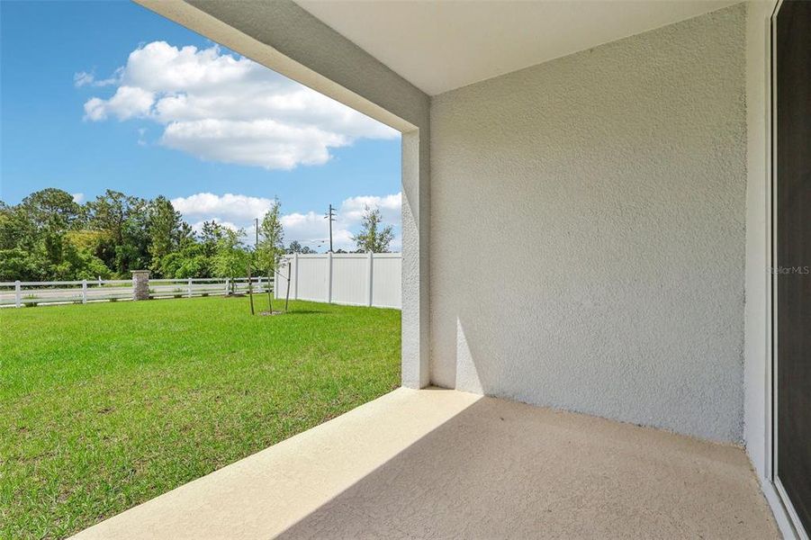 Exterior details and patio area of a home in Brack Ranch, St. Cloud (Image 21).