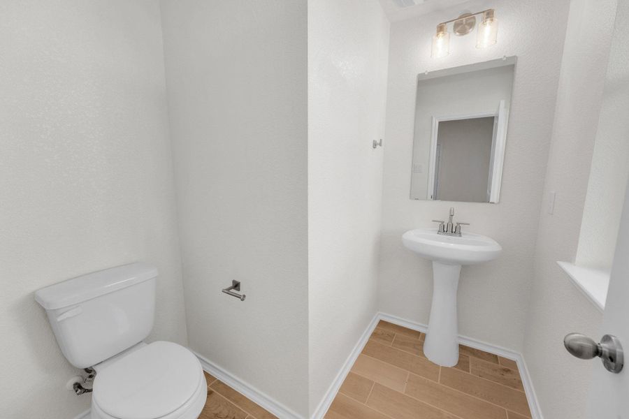 Image 37 of a home in Mustang Valley.