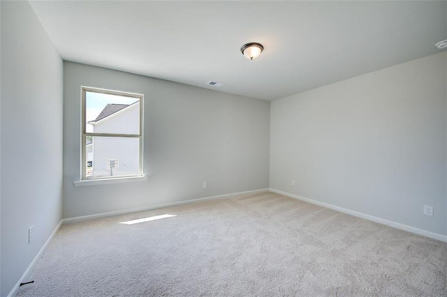 Spacious, unfurnished interior of a new home in Brighton, Locust Grove (Image 15).