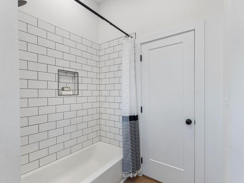 Furnished interior view inside a new home in , Mount Vernon (Image 33).