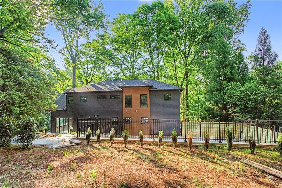 Exterior details and patio area of a home in , Atlanta (Image 19).