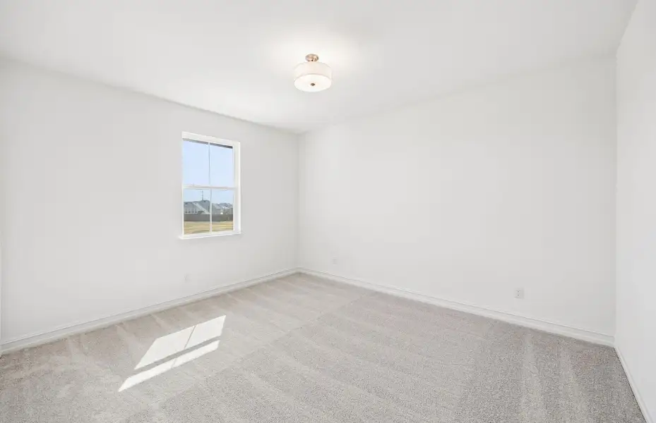 Spacious, unfurnished interior of a new home in Wellington, Fort Worth (Image 23).